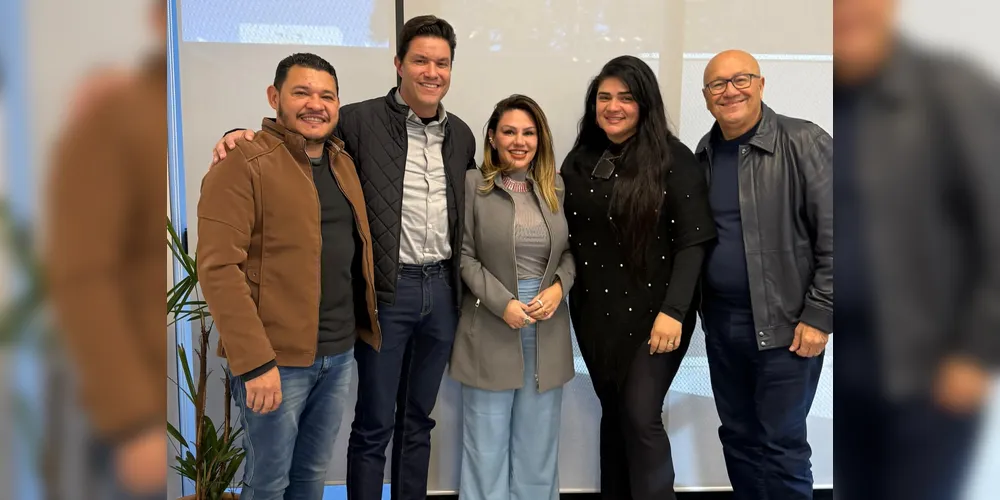 Marcos Paulo, Guto Silva, Dayane Sovinski, Naigler Jangada e Luiz Cláudio Romanelli estiveram reunidos
