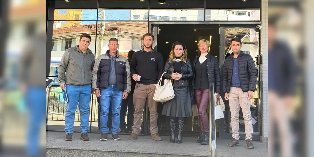 Dayane Sovinski esteve em Curitiba nesta segunda-feira (07)