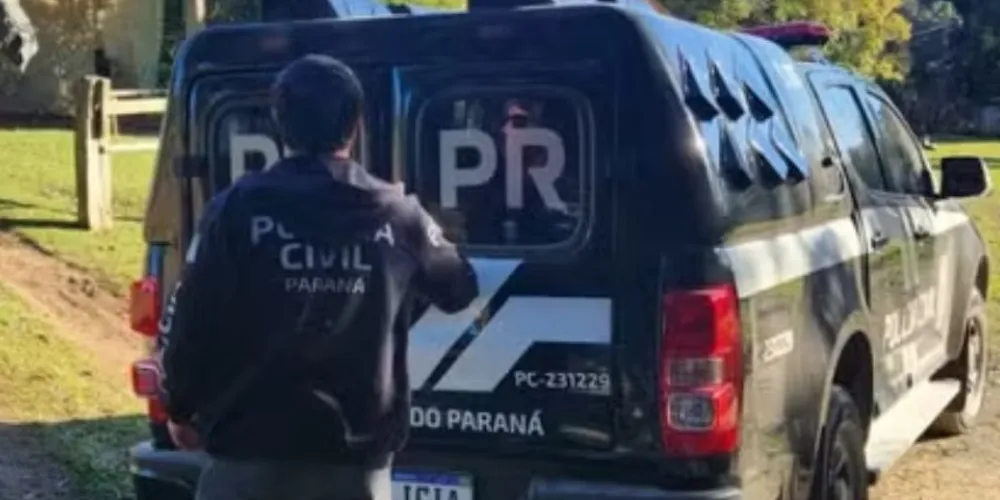 Ambos foram presos após uma denúncia feita ao Conselho Tutelar