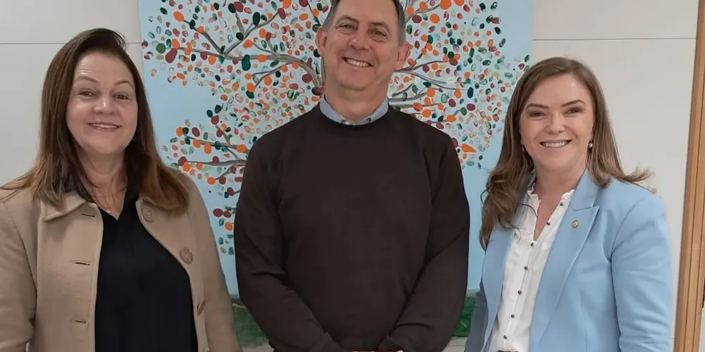 Dircelene, Elias Gomes da Costa e Leandre Dal Ponte estiveram reunidos em Curitiba