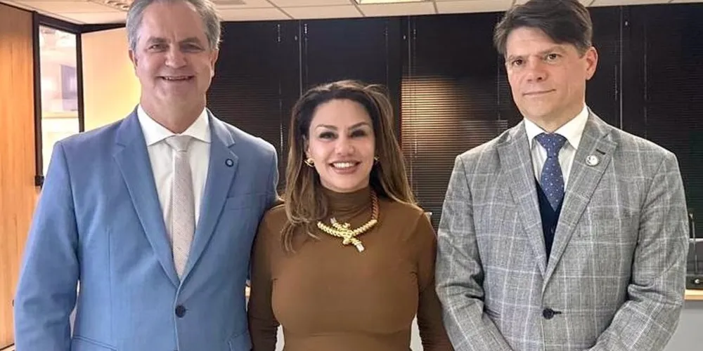 Ulisses Maia, Dayane Sovinski e Ivens Linhares estiveram reunidos