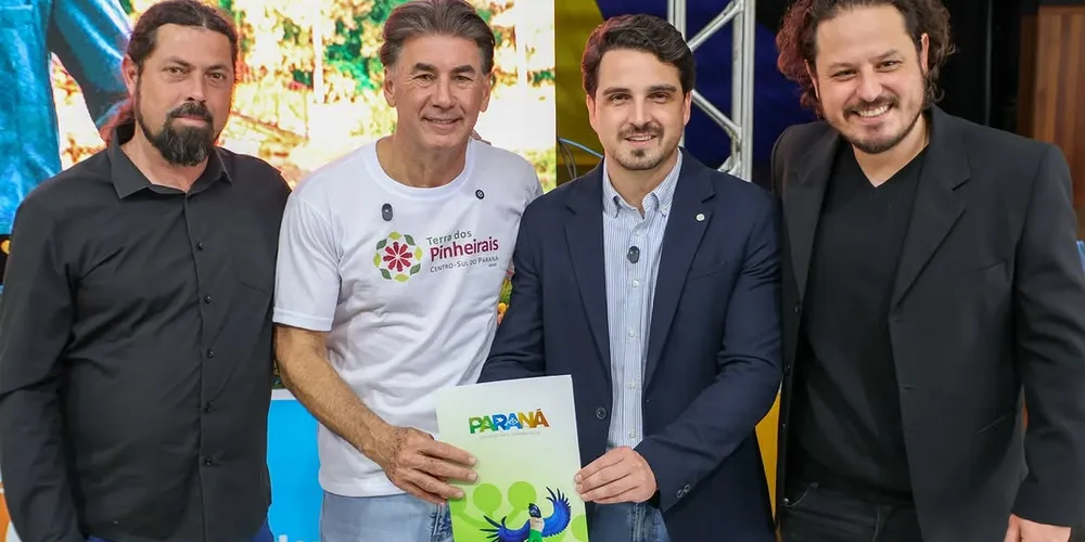 Leonaldo Paranhos e Emiliano Gomes estiveram reunidos em reuniões em 2025