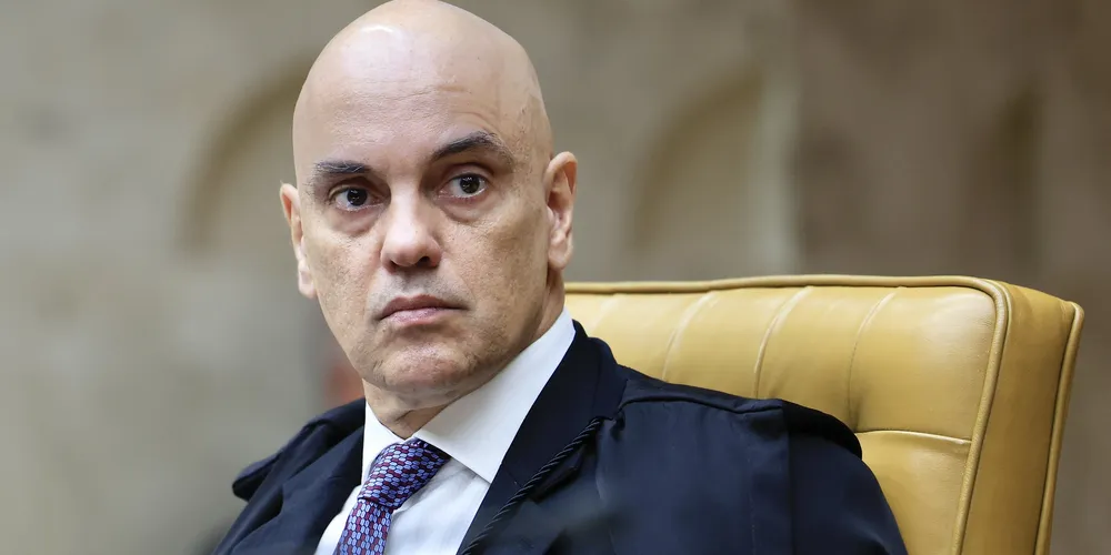 Alexandre de Moraes em sessão plenária
