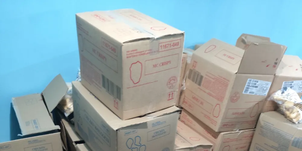 A carga foi saqueada na noite de terça (15)