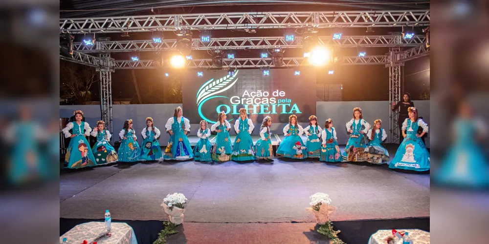 A festa é uma expressão de fé e reconhecimento à produção agrícola da região