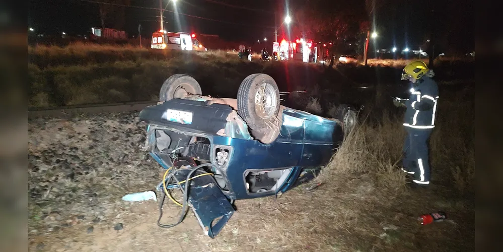 Veículo, Volkswagen Gol, ficou totalmente destruído após o acidente