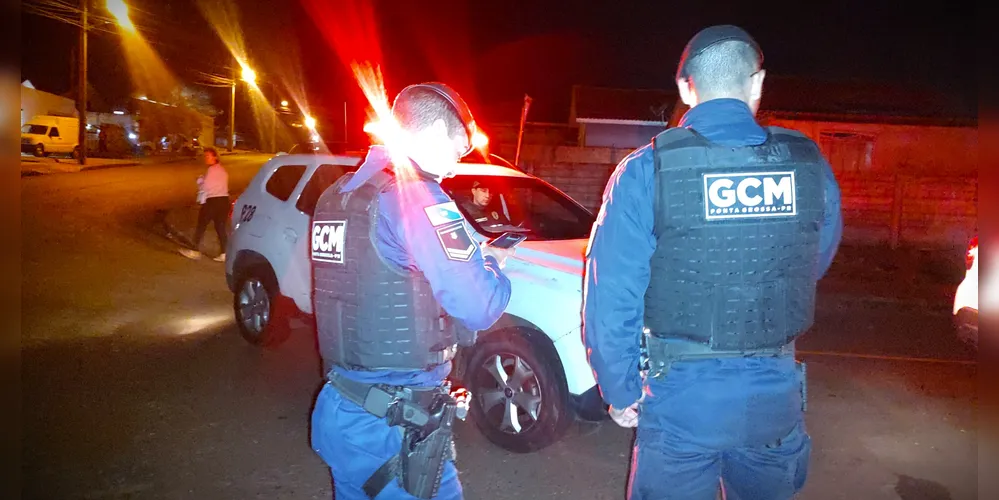 Equipes de segurança e de socorro foram acionadas para a ocorrência