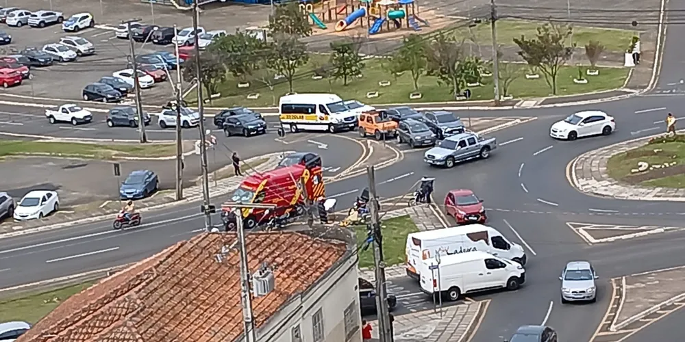 O acidente causou lentidão no trânsito.