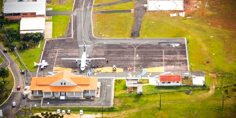 Aeroporto Sant'Ana deixou de receber voos comerciais em março deste ano