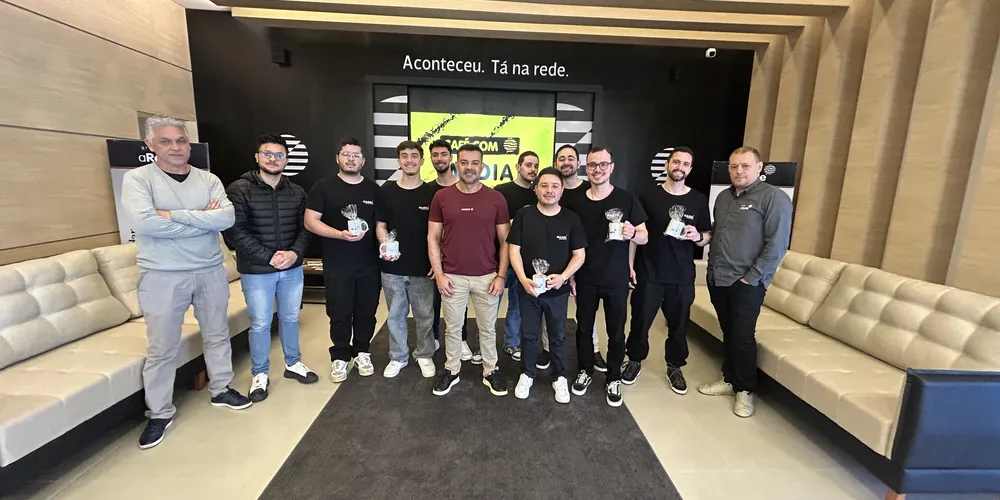 Agência Razza visita a sede do Grupo aRede para participar do Café com Mídia.