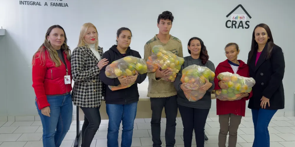 Alimentos foram doados para famílias em situação de vulnerabilidade social