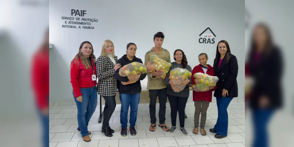 Alimentos foram doados para famílias em situação de vulnerabilidade social