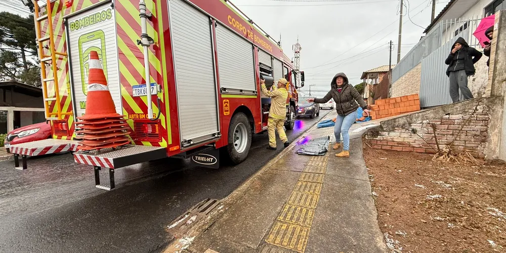 Moradores de Castro devem buscar atendimento de emergência no número 193.