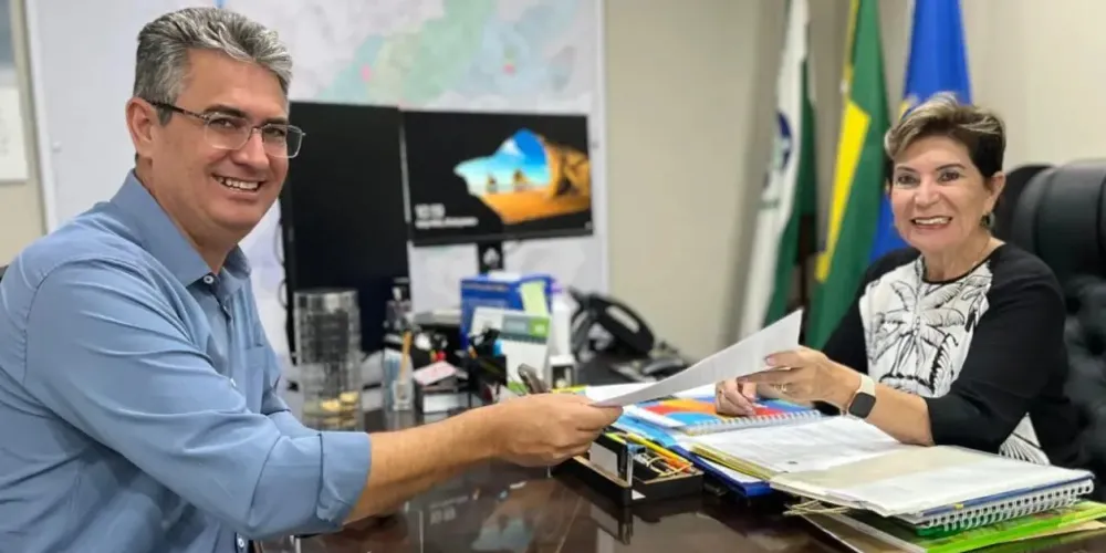 Elizabeth Schmidt (União) e Julio Kuller (MDB)