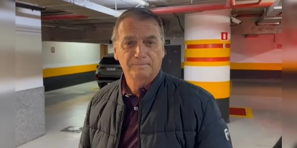 Ex-presidente se recupera há meses de cirurgia no intestino