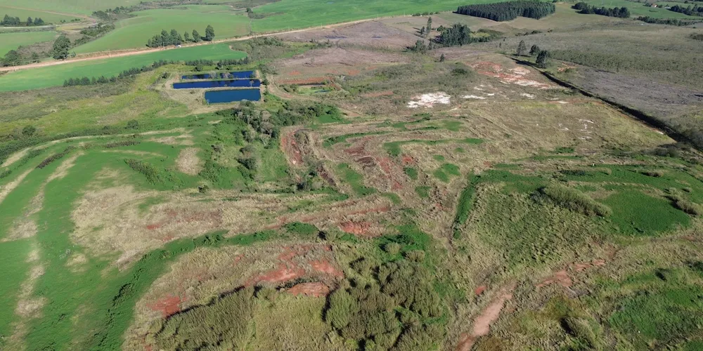 O local, que tem uma área de 44 hectares, recebia os resíduos sólidos do município