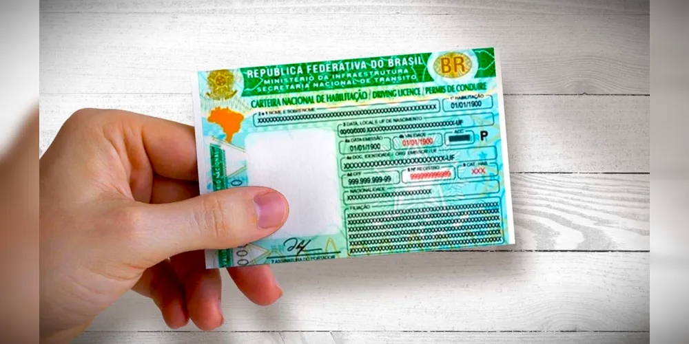 Hoje, é necessário fazer autoescola para retirar a CNH