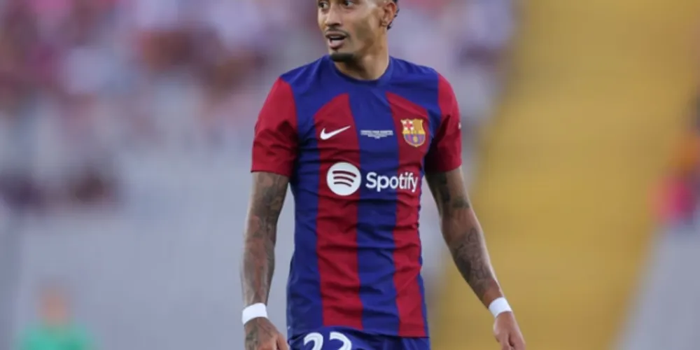 Raphinha saiu em defesa dos jogadores europeus