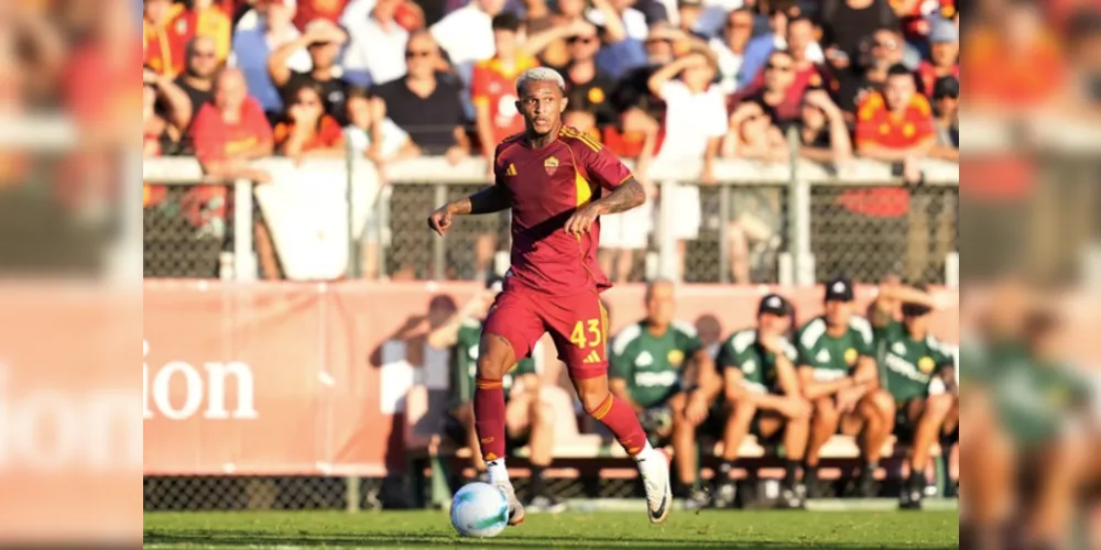 Ex-Flamengo, Wesley estreia pela Roma e arranca elogios da imprensa