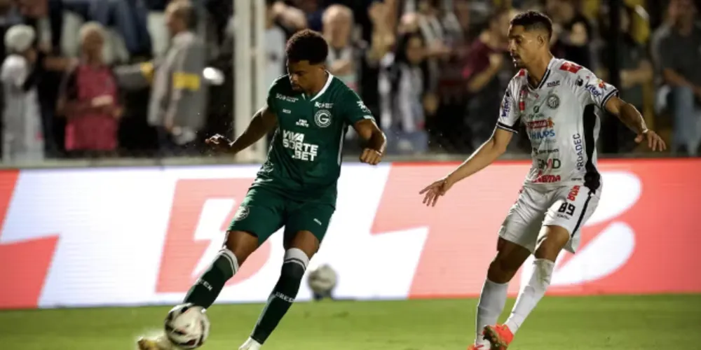 O primeiro jogo entre as equipes terminou em 2 a 1 para o Goiás