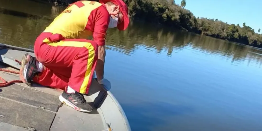Corpo foi localizado pelos Bombeiros