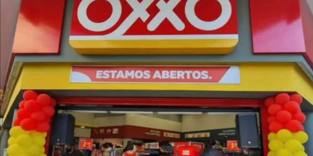 A empresa Oxxo é citada como exemplo de possível beneficiada pelo esquema do fiscal, junto com a Kalunga