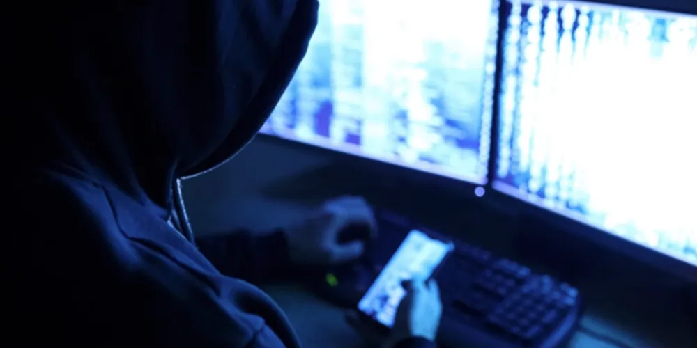 Pedófilos usam símbolos para se comunicar 'secretamente' nas redes