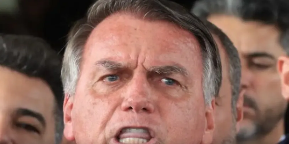 Esta foi a primeira vez que o ex-presidente deixou sua casa desde que começou a cumprir a prisão domiciliar no dia 4