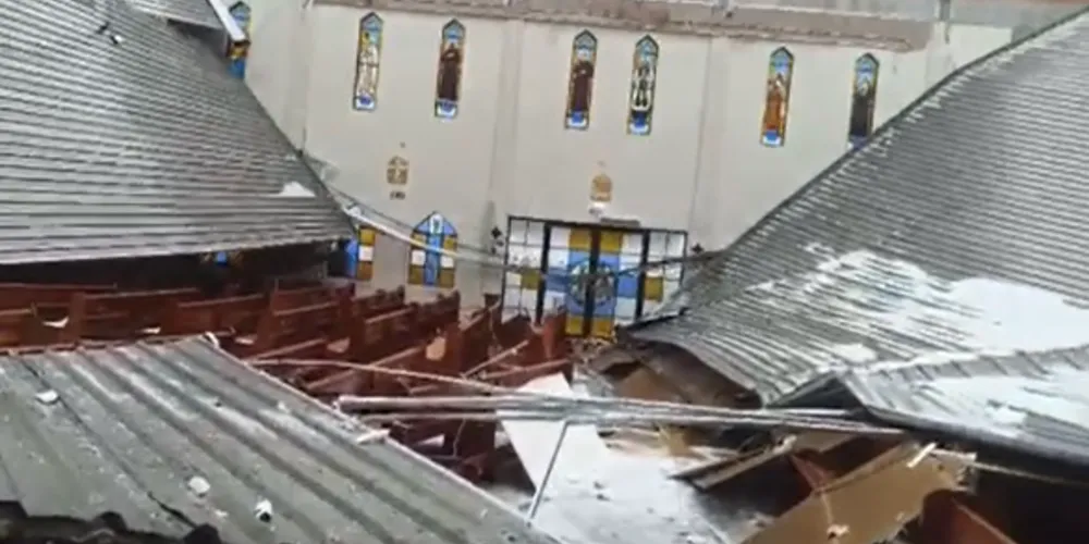 Os objetos sagrados já foram recolhidos e guardados pelo pároco