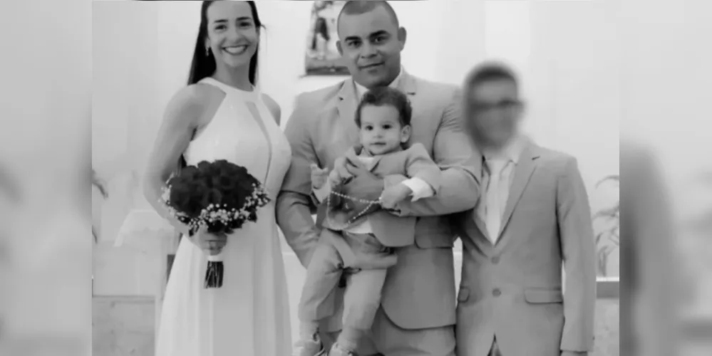 O adolescente deve responder por triplo homicídio duplamente qualificado