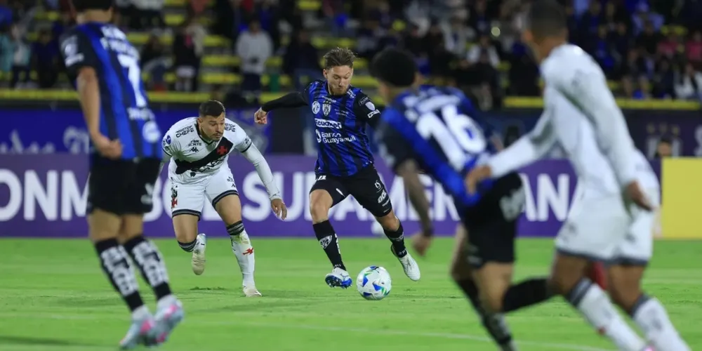 Lance de Independiente Del Valle x Vasco, pela Sul-Americana