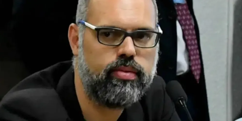 Atualmente, ele vive nos Estados Unidos