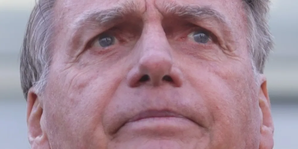 Bolsonaro é apontado como o líder de uma organização criminosa