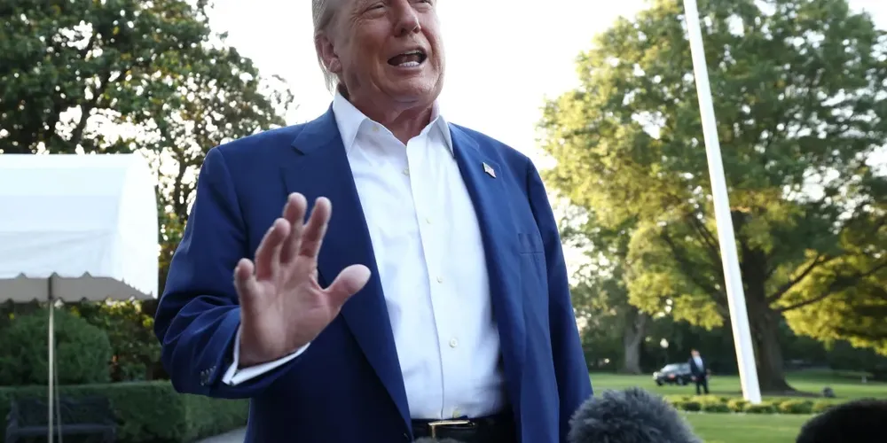 Trump também alertou Israel para não lançar mais bombas contra o Irã, pois isso seria uma violação do cessar-fogo