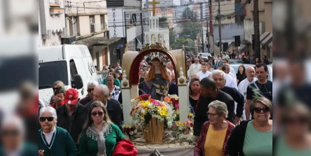 Dia de Sant'Ana é celebrado neste sábado