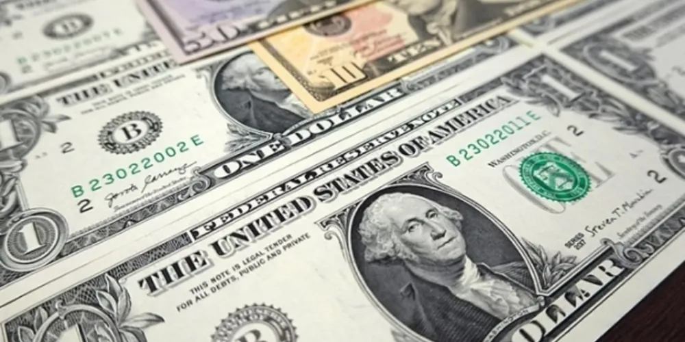 Cotação da moeda americana em relação ao real acompanhou a dinâmica internacional