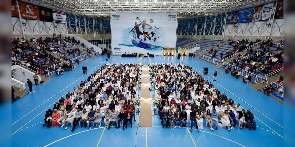 226 casias estiveram presentes no evento para se casarem