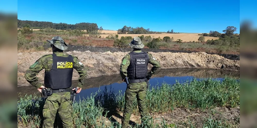 Operação aconteceu em colaboração entre a Polícia Militar Ambiental e a Secretaria de Meio Ambiente de Carambeí