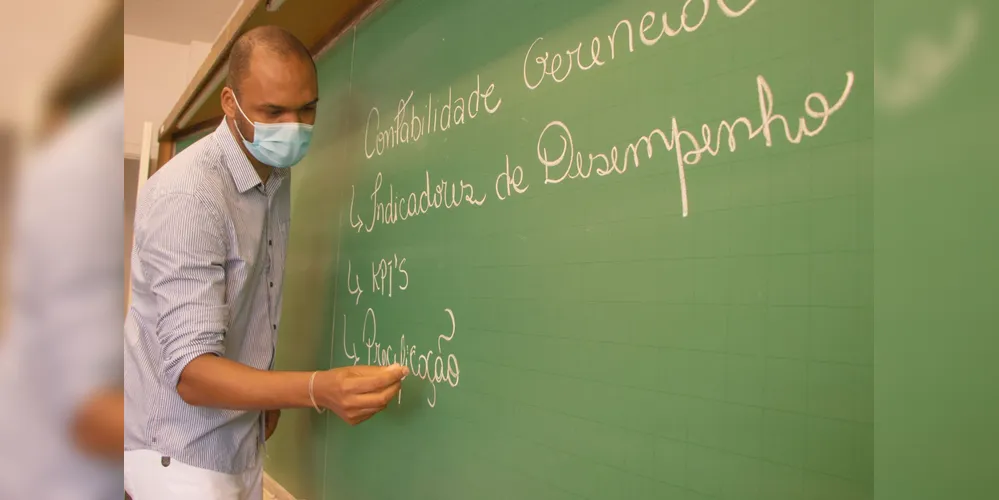 O curso de Ciências Contábeis ocorre no bloco D do Campus Central da UEPG