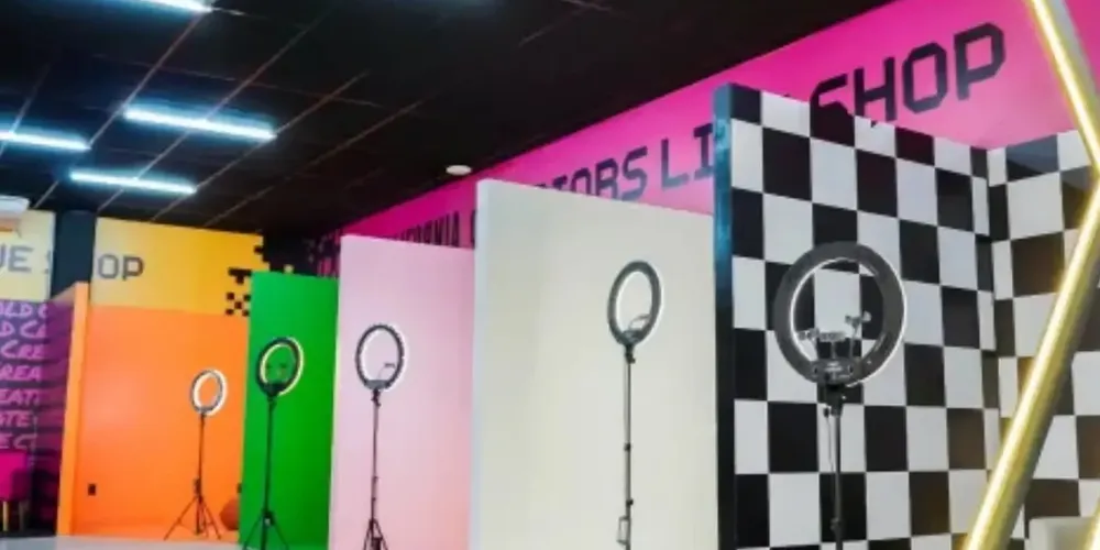 Sob o comando do empresário Fabio Duarte, a Community Creators Academy tem mais de 150 cenários e estúdios para criação de conteúdo