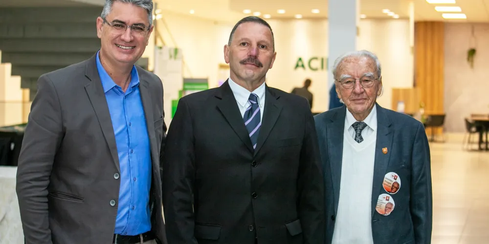 Evento aconteceu na noite de terça-feira (13), na Acipg