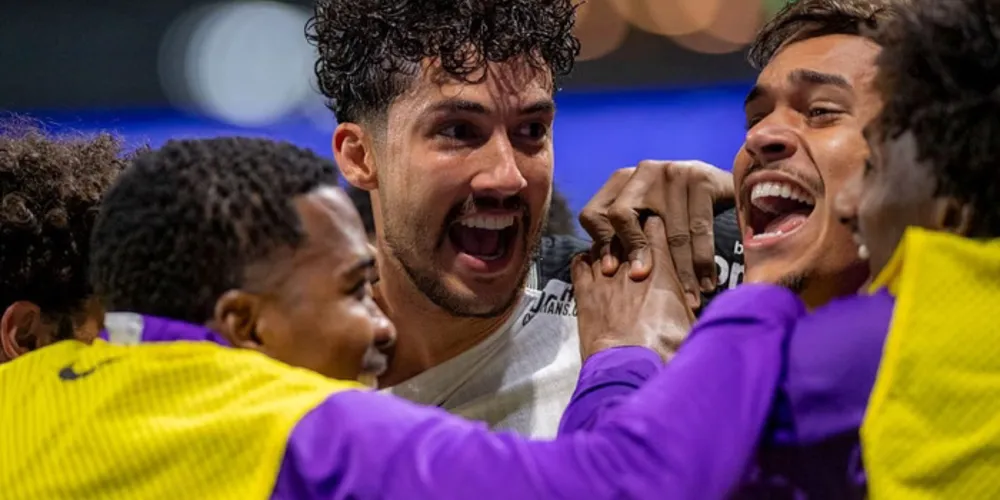 Corinthians manteve vantagem e se classificou para quartas de final da Copa do Brasil