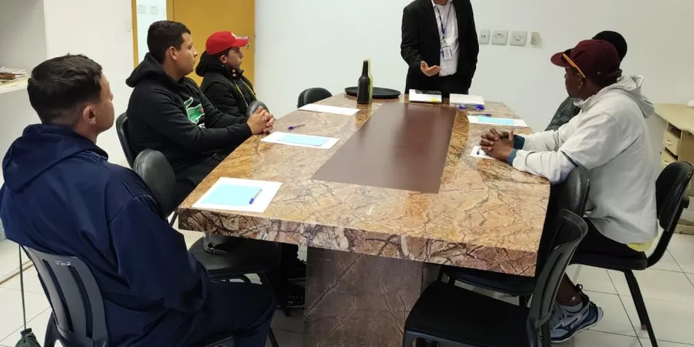 O curso visa  promover autonomia, qualificação profissional e inclusão no mercado de trabalho