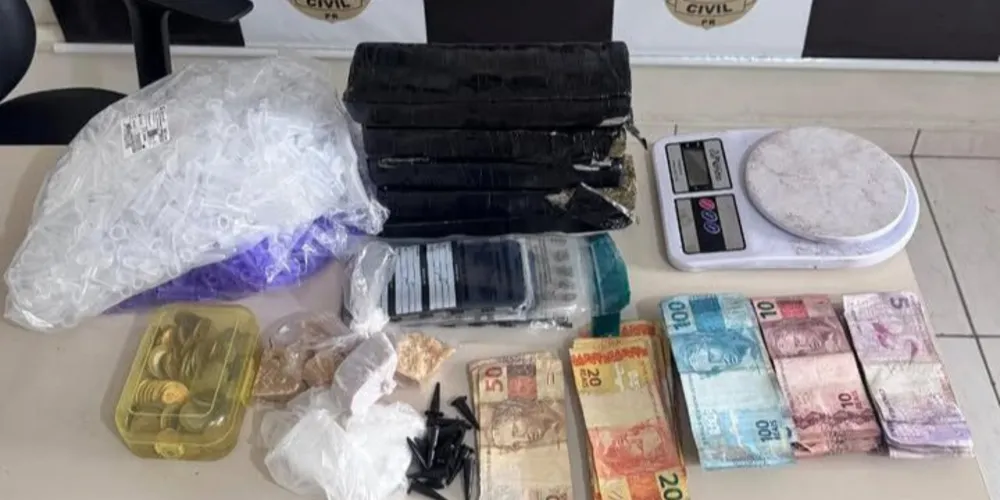 Drogas, dinheiro e objetos presos pela Polícia Civil