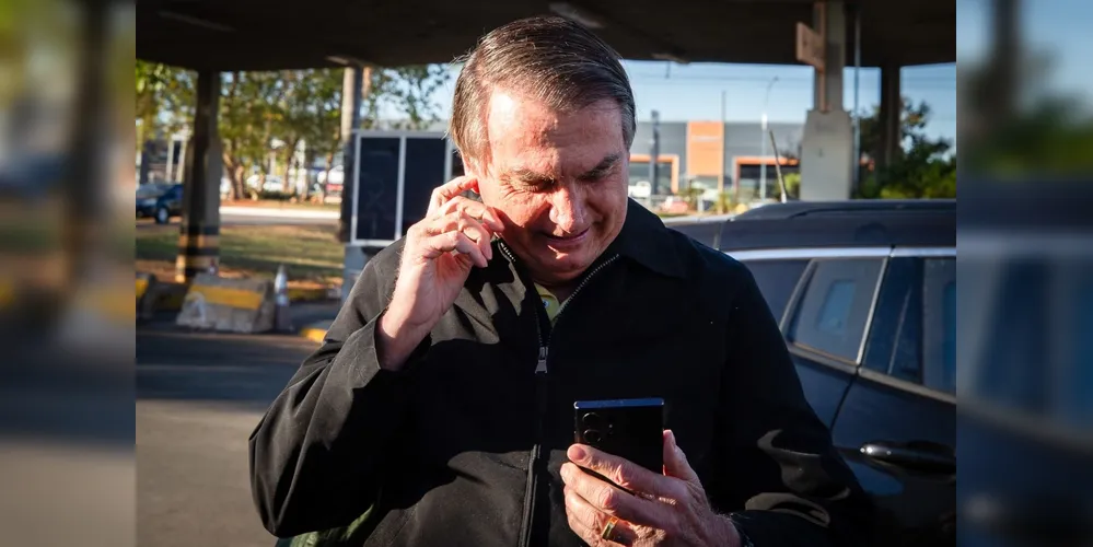 Movimentações financeiras foram registradas nas contas do ex-presidente Jair Bolsonaro (PL)