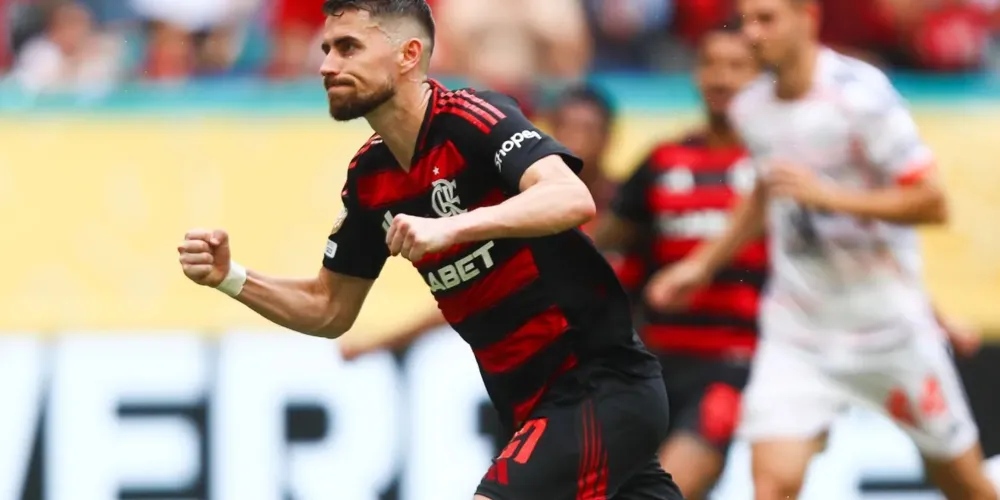 O Rubro-Negro se despediu do torneio após derrota por 4 a 2