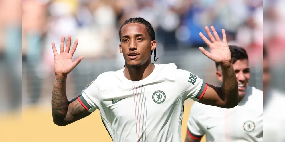 João Pedro foi o melhor jogador da partida e marcou os dois únicos gols do jogo