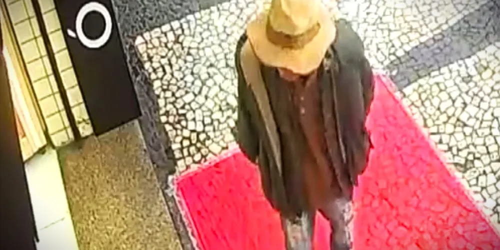 Câmera flagrou ação do suspeito, nesta quinta-feira (24)
