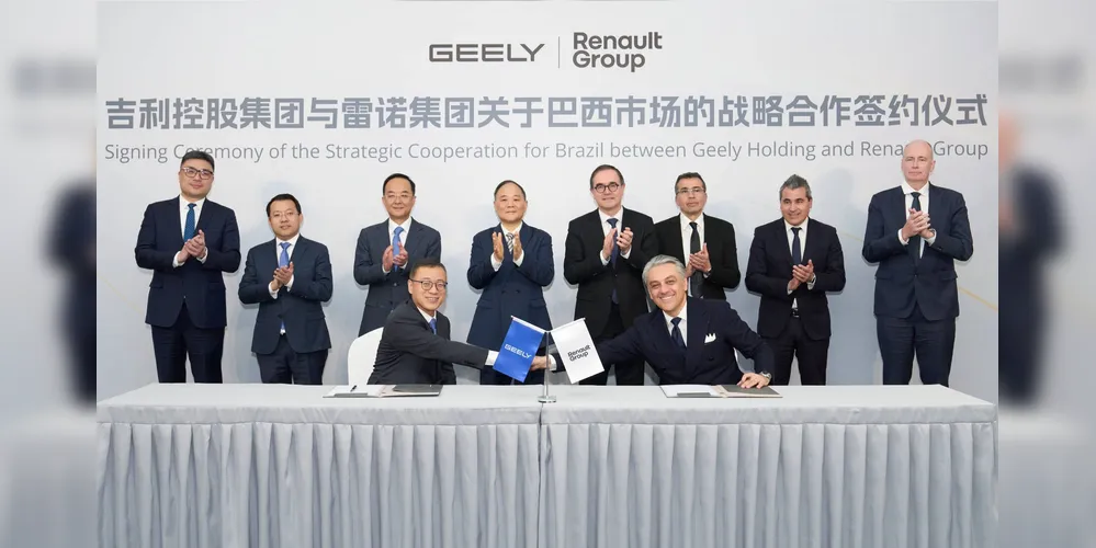 Acordo entre a Geely e a Renault foi selado no início do ano