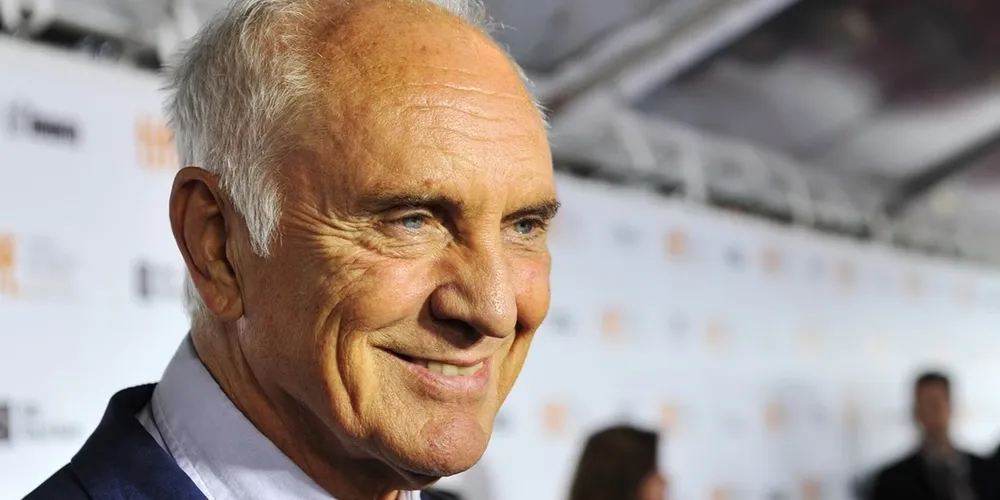 O ator britânico Terence Stamp morreu neste domingo (17)